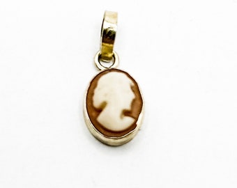 Nachlass Cameo Anhänger 18k Gold