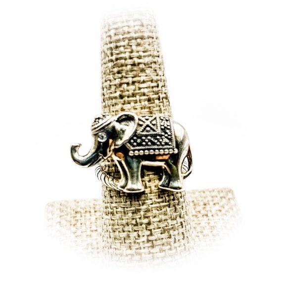 Anello con elefante clearance