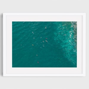 Aerial Beach Print 8, „Malibu Blue“, Strandfoto, Ozeandruck, Küstenwandkunst, Los Angeles, Santa Monica, Kalifornien, großes Strandfoto,
