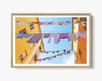Foto artistiche di lavanderia italiana, fotografia di Venezia, decorazioni per lavanderia, stampa di bucato appeso in Italia, lavanderia colorata Burano, Italia