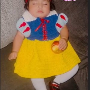 Crochet Snow White inspired Baby Dress Pattern only PDF instant download 0-3 months, include the pattern for dress, booties and headband.