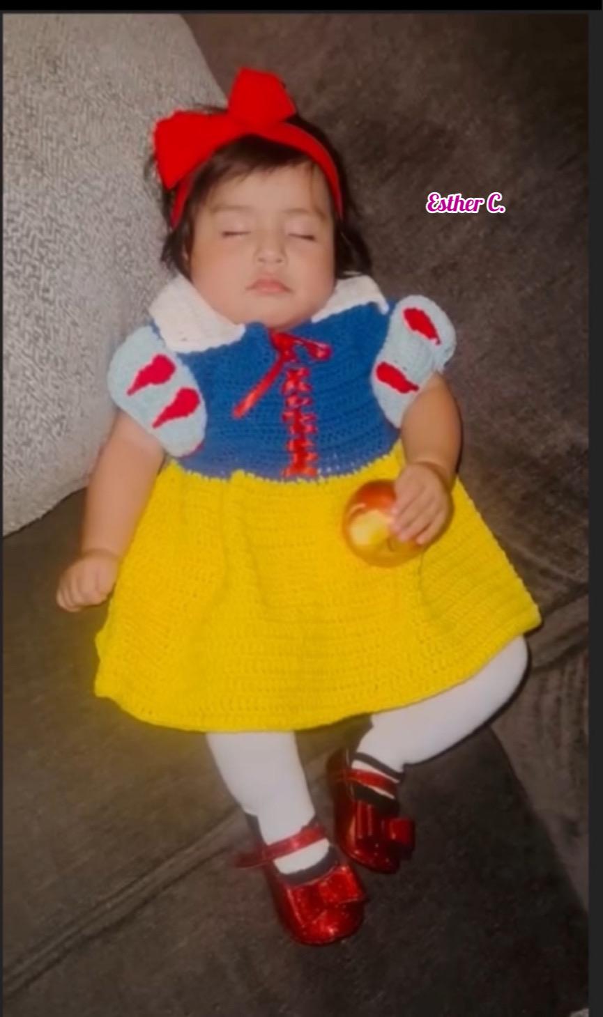 30 Snow White Dress Patterns To Crochet For Babies, Dolls, And Bridal Looks 23 Snow White Inspired Baby Dress and Accessories Pattern