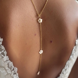 Brudryggshalsband, rygglöst halsband med vitt blommönster, ryggsmycken för bröllop, julklapp för kvinnor, smycken för borgerlig ceremoni