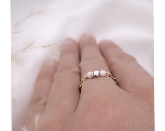 White natural stone chain ring, howlite pearl ring, stackable ring, waterproof ring, women's Christmas gift