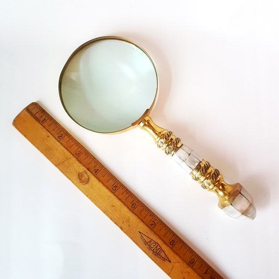 Vintage Magnifying Glass Hand Lens in Antique Brass Design  display picture 3
