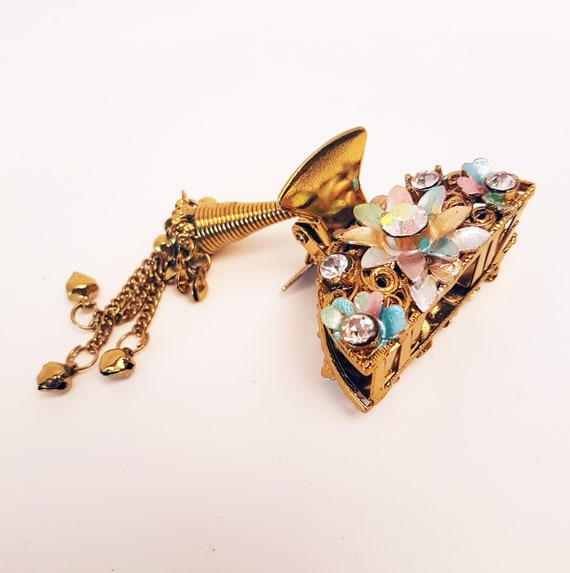Vintage rhinestone gold metal claw clip barrette.… - image 6