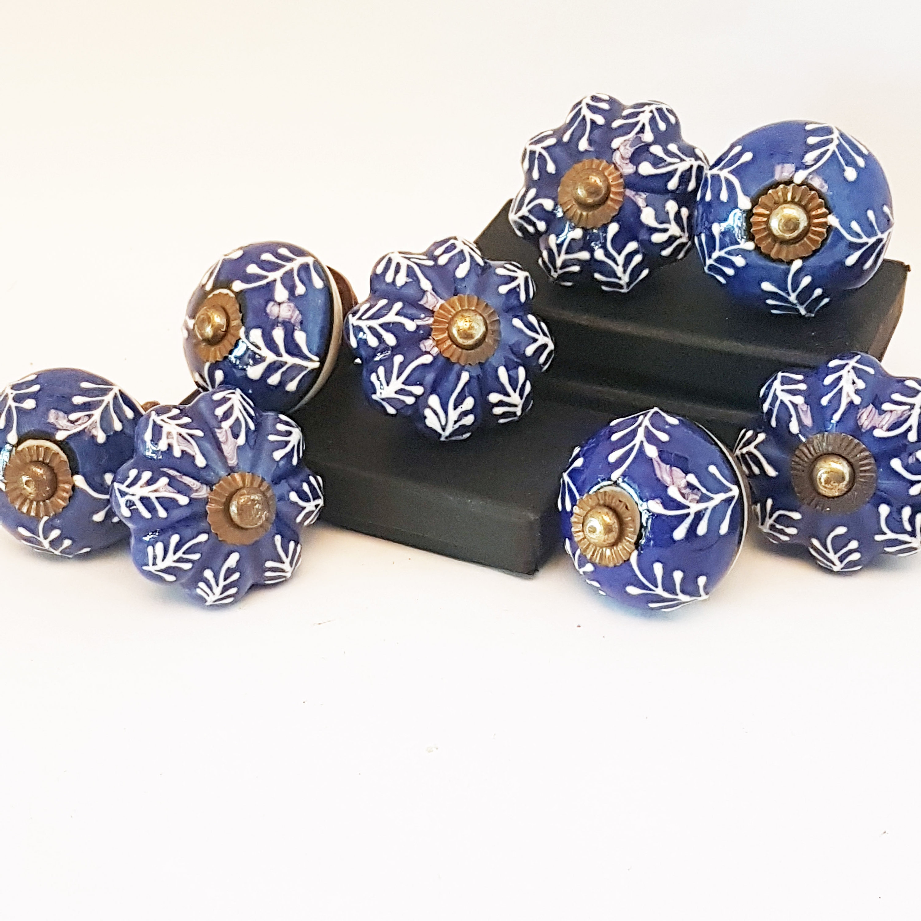 8 Piece Set of Hand Painted Cabinet Knob Drawer Pulls. 8 Delft Cobalt
