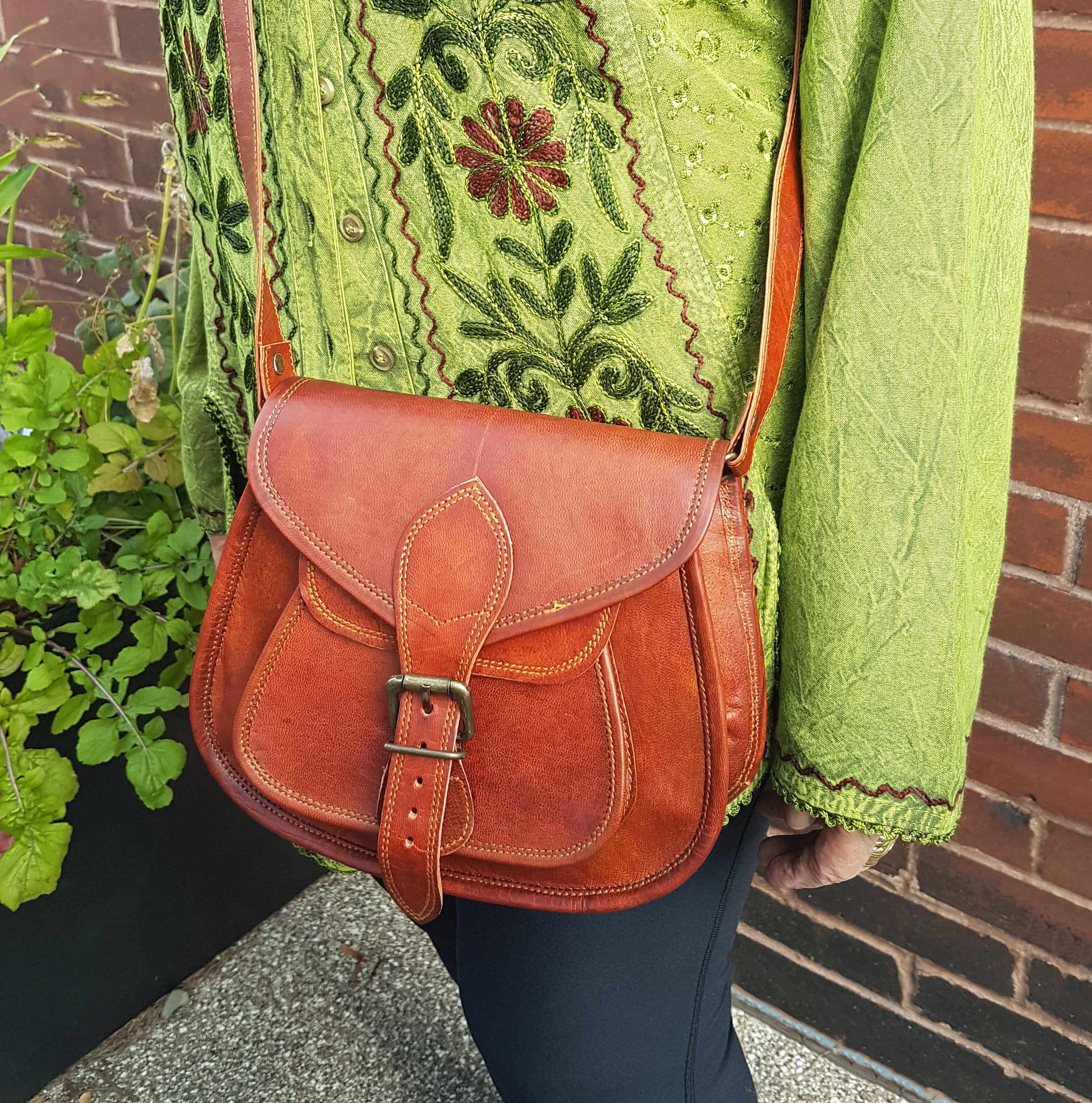Handmade Leather Cross Body Shoulder Bag. 7.5 by 9 Inches