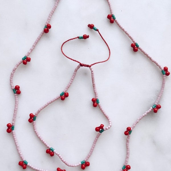 Jewellery Set Beaded Cherry Choker and Bracelet