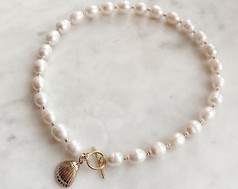 Collier ras du cou perles d'eau douce et fermoir plaqué or handgefertigte Perlenkette