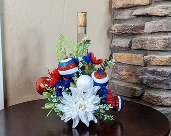 Independence Day Hostess Gift | 4th of July Bottle Bouquet | Wedding or Spedcial Occasion Centerpiece | Red White and Blue Wine Bottle Decor