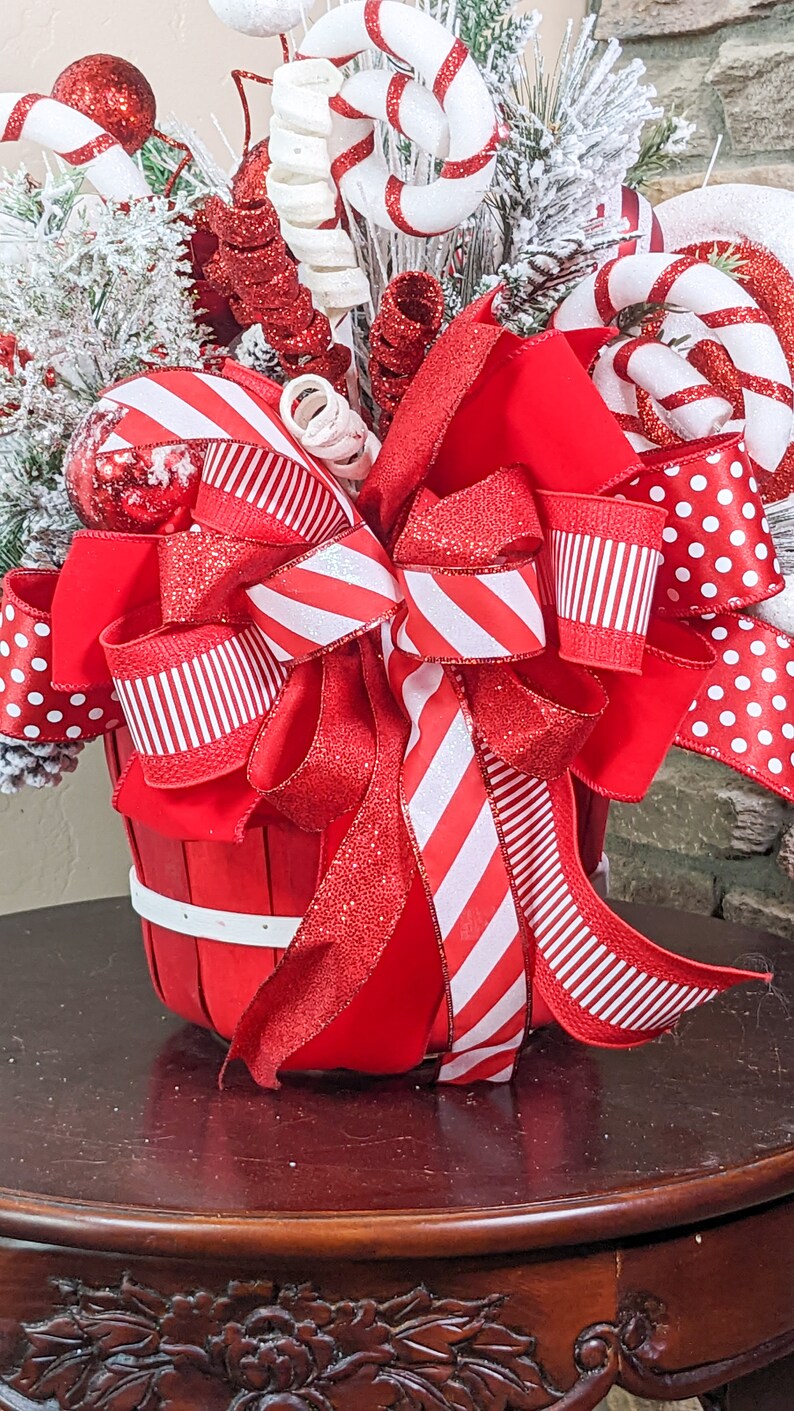 Red & White Wicker Basket With Snowman Frosted Evergreen Etsy