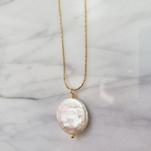 Baroque Pearl Pendant Necklace•Irregular Pearl Snake chain choker long Dainty Coin Pearl Charm Necklace •Perfect for Layering Pearl Necklace