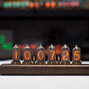 Reloj de tubo Nixie IN8-2 de producción soviética de 6 lámparas imagen 5