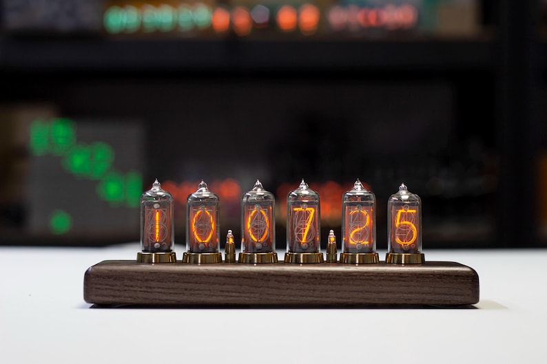 Reloj de tubo Nixie IN8-2 de producción soviética de 6 lámparas imagen 5