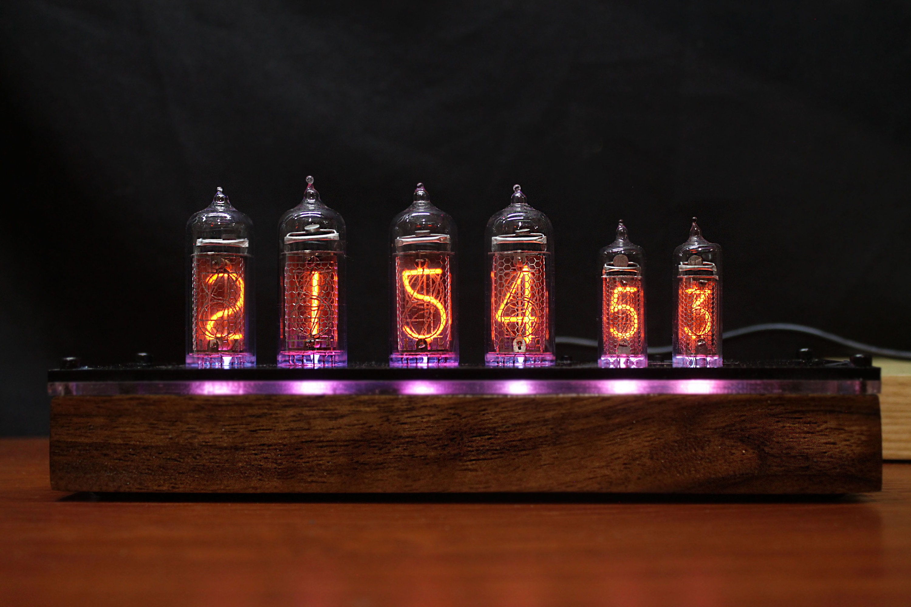 ニキシー管時計 NIXIE CLOCK IN-14 6桁 ケース付き IN-14 ニキシー管時計：モーションセンサー、RGBバックライト