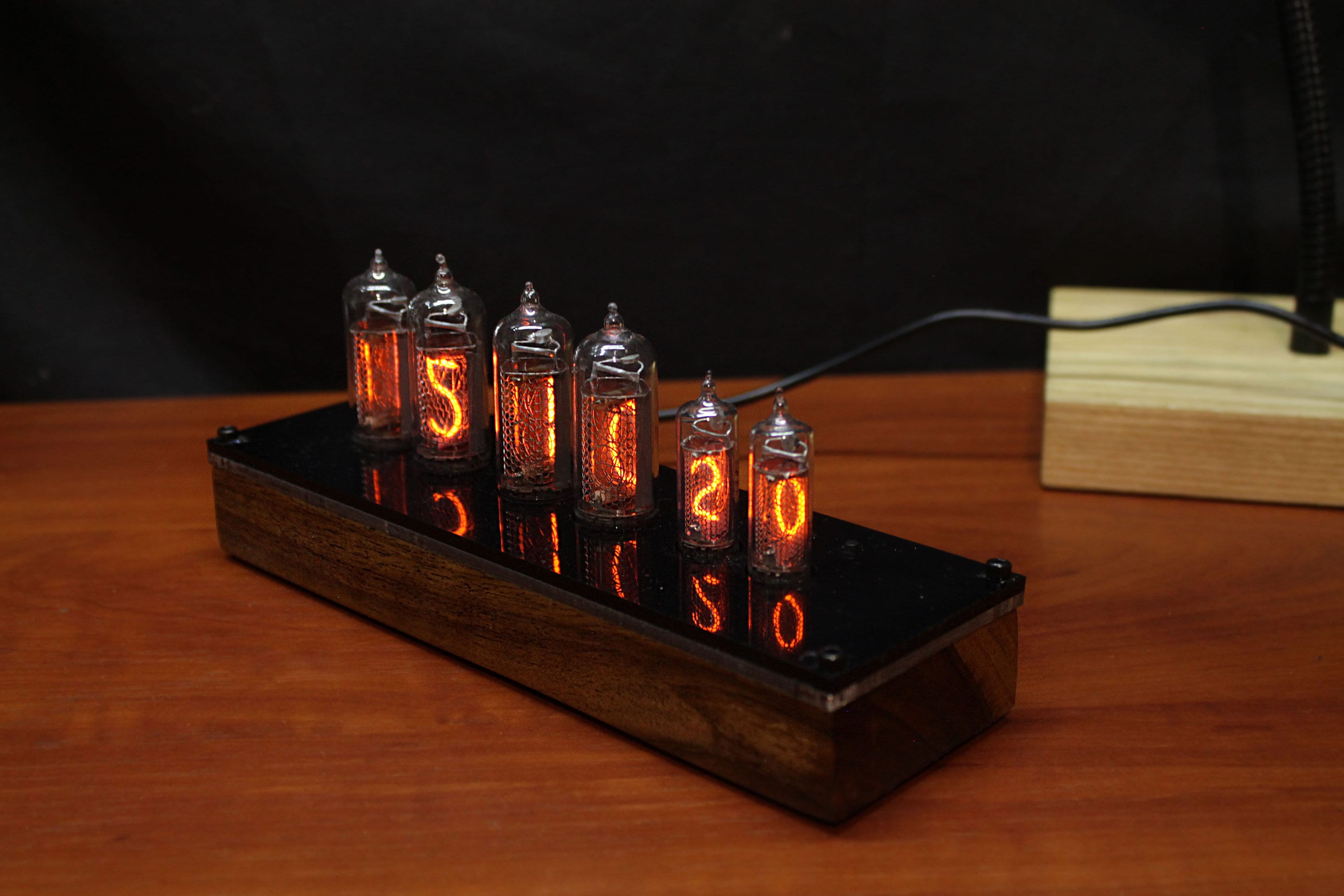ニキシー管時計 IN14 と IN16 を 6 つのランプに接続 - Etsy 日本