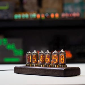 Reloj de tubo Nixie IN8-2 de producción soviética de 6 lámparas imagen 3