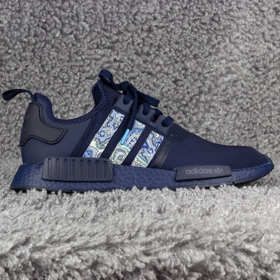adidas christmas delivery