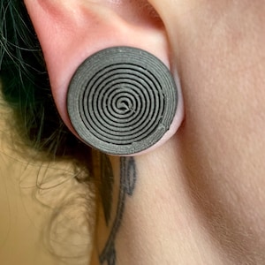 Coil Plugs PAIR, 0g - 3&quot;! 8mm - 76mm 3D Printed PLA/Wood
