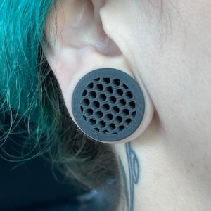 Honeycomb Plugs PAIR, 0g - 3&quot;! 8mm - 76mm 3D Printed PLA/Wood