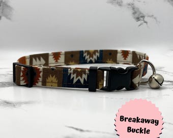 Collar para gatos estilo suroeste con cascabel, hebilla desprendible, collar ajustable para gatitos, estilo azteca