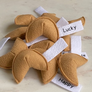 ONE (1) Fortune Cookie Cat Toy, Catnip, Handmade Cat Toy, Custom, Felt Cat Toy, personalizable