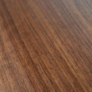 Walnut wood grain