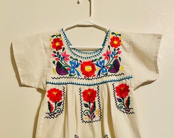 Vintage Girls Embroidered Mexican Dress