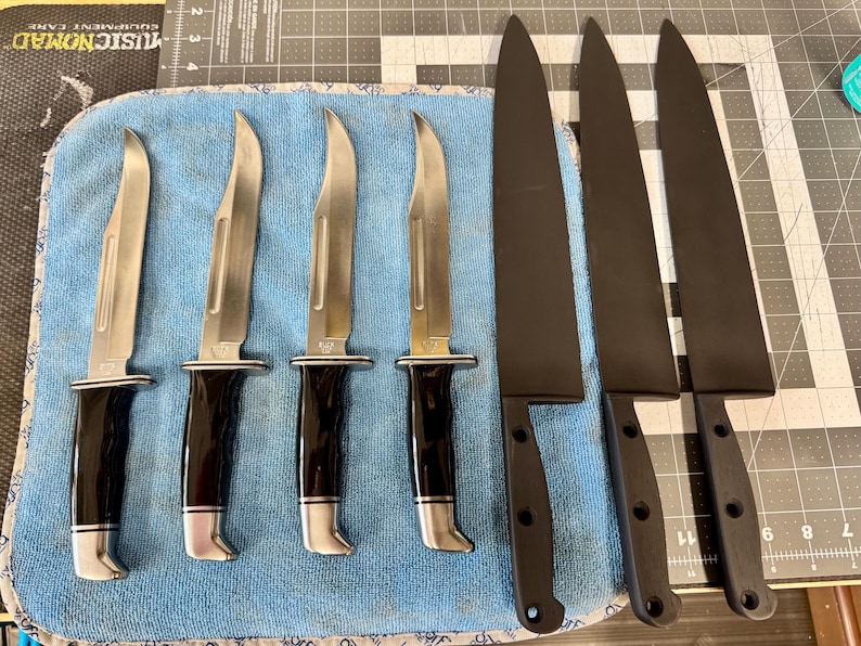 Prop Resin Buck 120 Scream knife *Not a real knife* - READ DESCRIPTION image 14