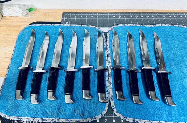 Prop Resin Buck 120 Scream knife *Not a real knife* - READ DESCRIPTION image 16