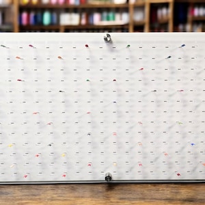 Nail polish sample display board