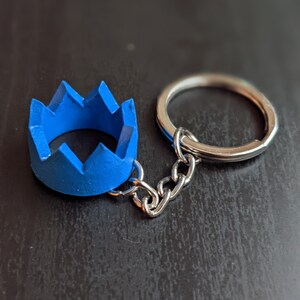 Runescape Party Hat Keychain, JK3DProductions, Small Gifts, PartyHat, Crown Keychain Blue
