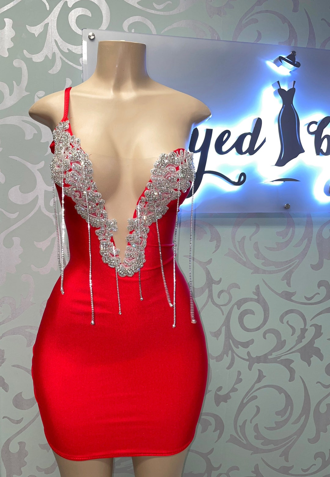 Vestido rojo con diamantes de Vestido Caprice - Etsy México
