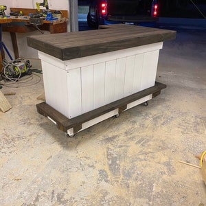 SHIPPING Nationwide. Call/text us today! Custom ordered indoor, outdoor tiki bars! *Shipping Nationwide*