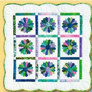 Mini Dresden Plate Quilt in a Day Pattern - includes dresden plate template
