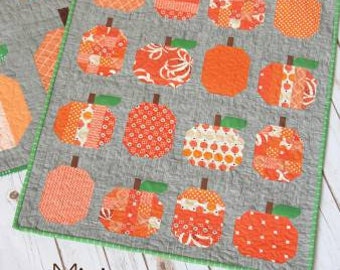 Mini Pumpkins Quilt Pattern by Cluck Cluck Sew
