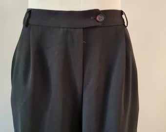 1990's classic Black pleated front crepe pants from Sportsgirl made in Australia size 14.