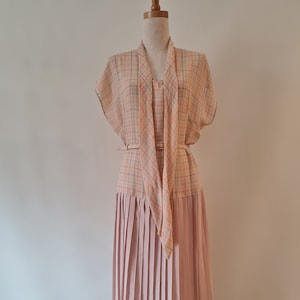 Robe plissée en georgette vintage des années 80, années 20 : taille 12-14, fabriquée en Australie