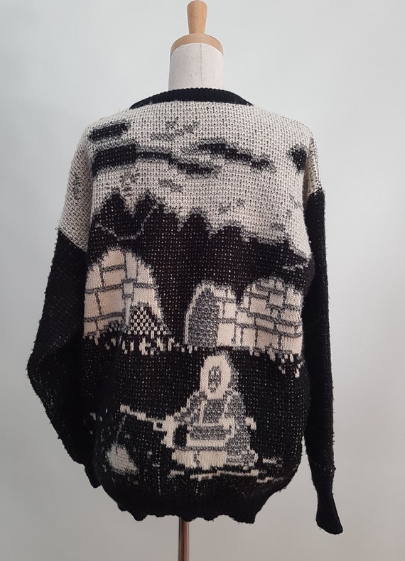 1980's Men's crew Neck Sweater with Jacquard desi… - image 6