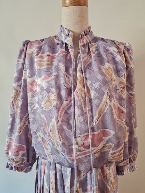Touch Of Class, 80's Lilac, Pink and Beige floral… - image 3