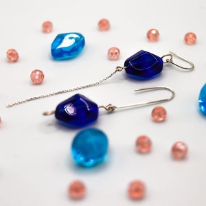 Mismatched Blue drop earrings. Czech Glass Blue Earrings. Dangle earrings. Transparent blue glass beads. Sapphire Blue Glass Dangle Earrings