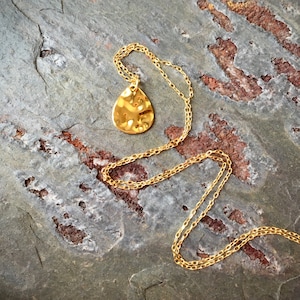 Filigree necklace with hammered teardrop pendant (silver or gold plated)