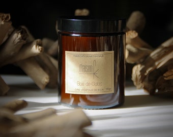 Handmade scented candle Bois de Gaïac with natural soy wax
