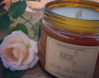 Bougie artisanale parfumée Jardin de roses à la cire de soja naturelle