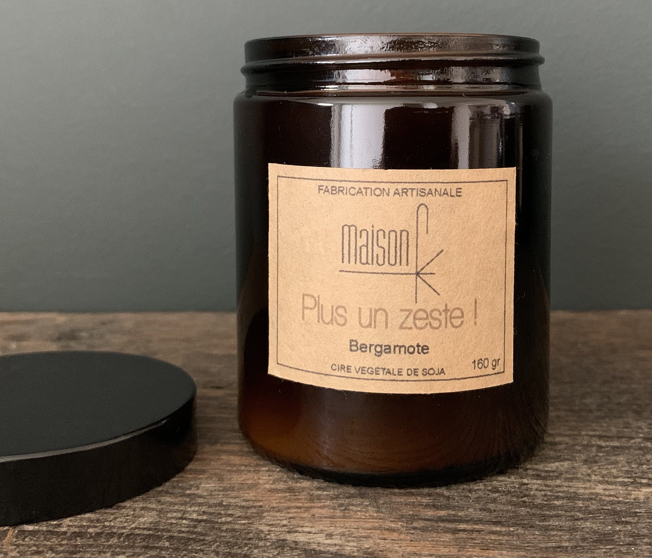 Bergamot scented craft candle with natural soy wax Plus a zest