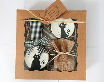 Gift box ,gift set idea black cat clay, handmade ornament ,trinket dish, housewarming gift, best friend gift, cat lover gift, birthday gift.