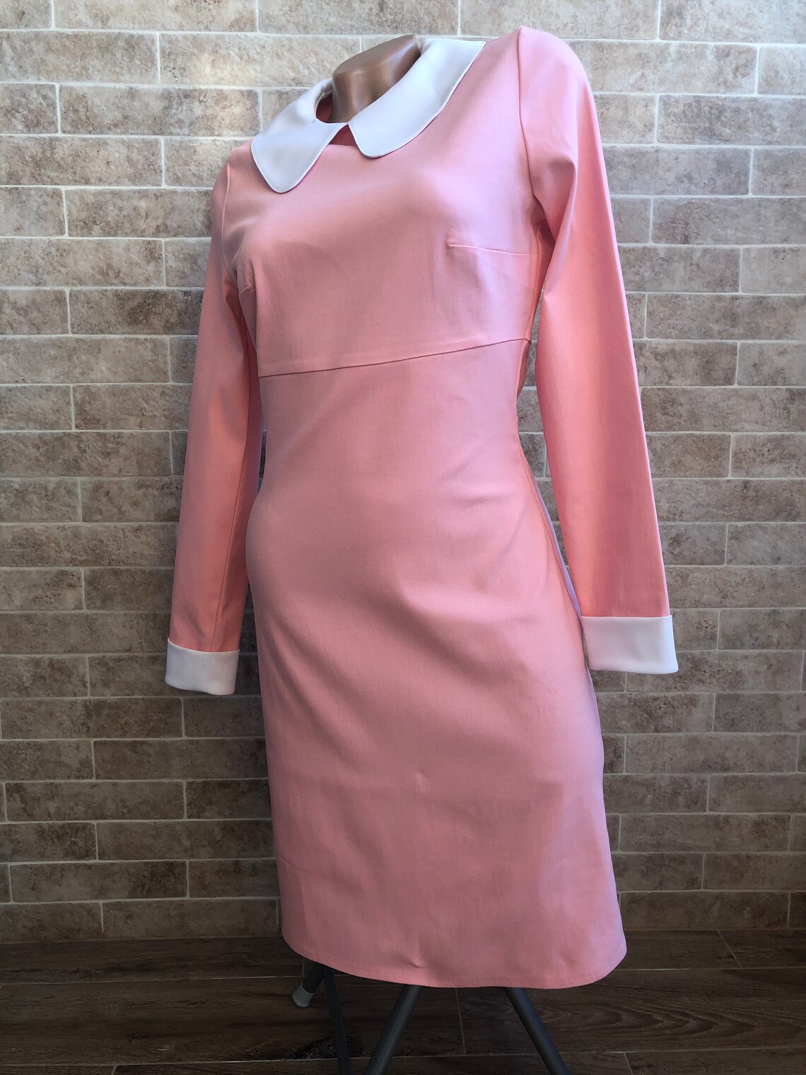 Suzy dress Pink dress White collar 60s style dress Etsy