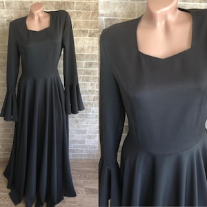 Morticia Addams dress Witch dress Gothic dress wedding Black dress Black women dress Pagan dress Halloween dress costumes women Medieval
