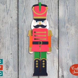 Cascanueces SVG / Archivo de corte de cascanueces navideño en capas 3D